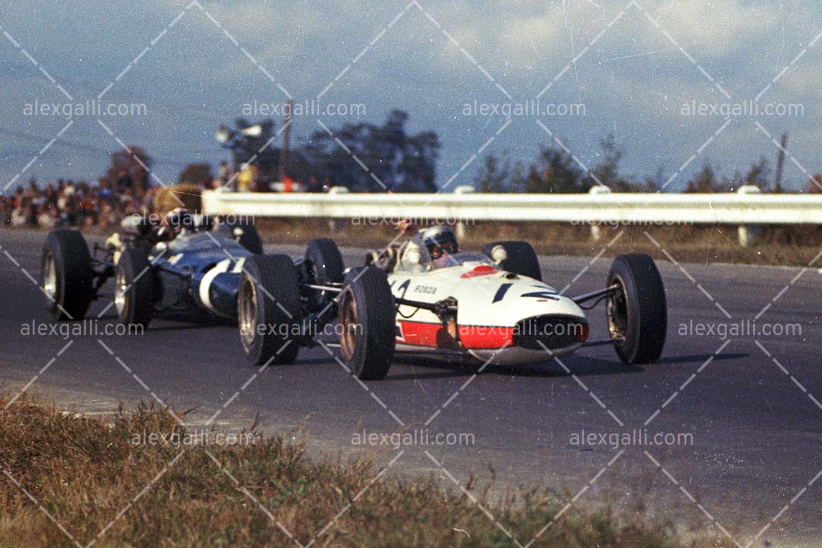 F1 1966 Richie Ginther - Honda - 19660003