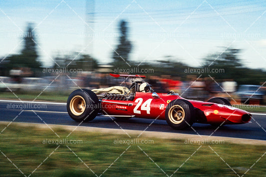 F1 1968 Chris Amon - Ferrari - 19680005