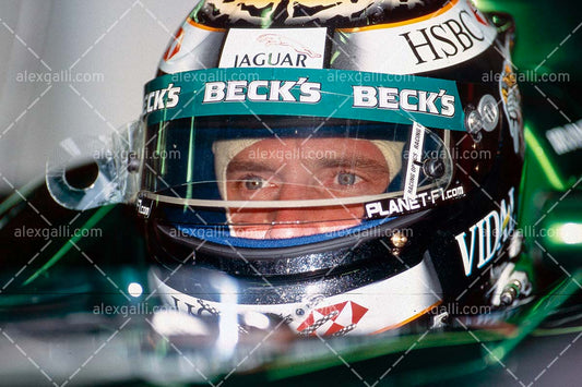 F1 2001 Eddie Irvine - Jaguar - 20010046