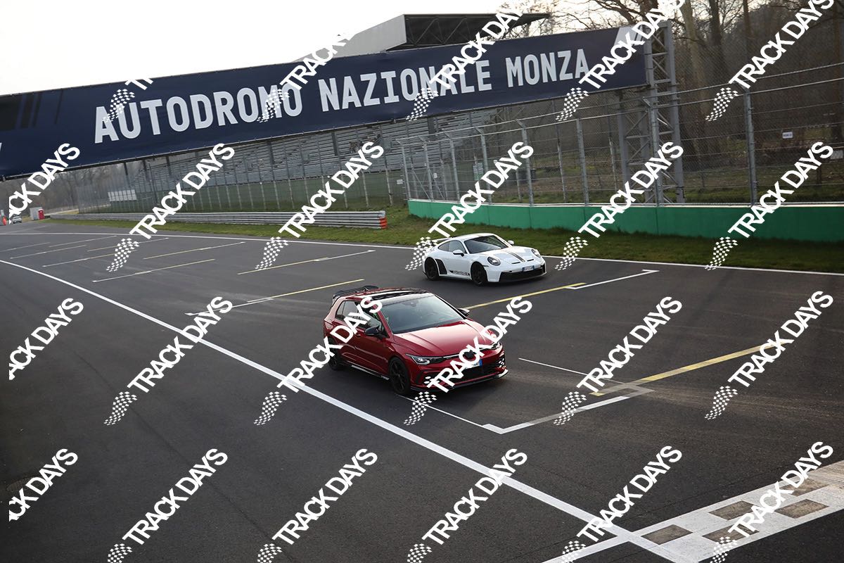 TD 220226 T10 - 183