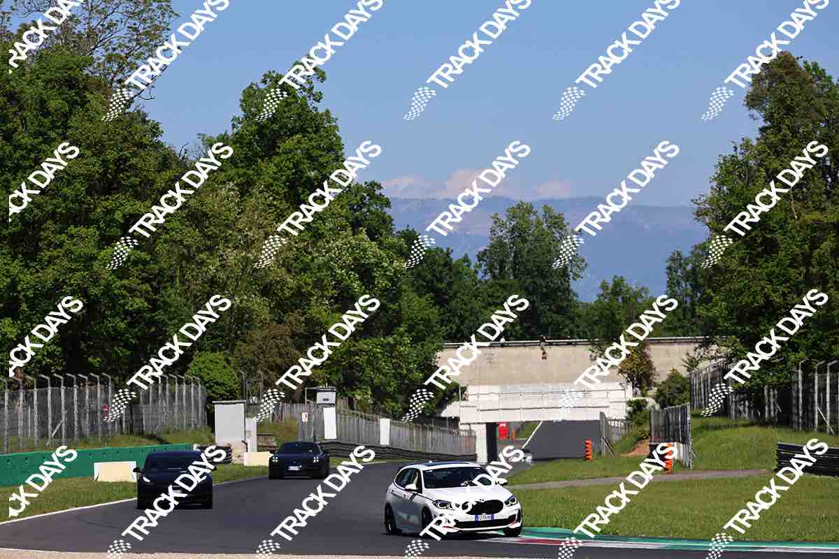 TD 250426 T07 - 121