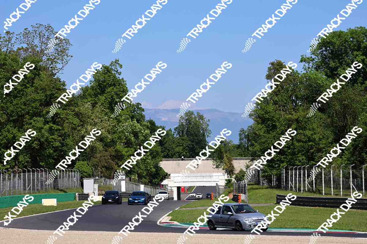 TD 250426 T07 - 081