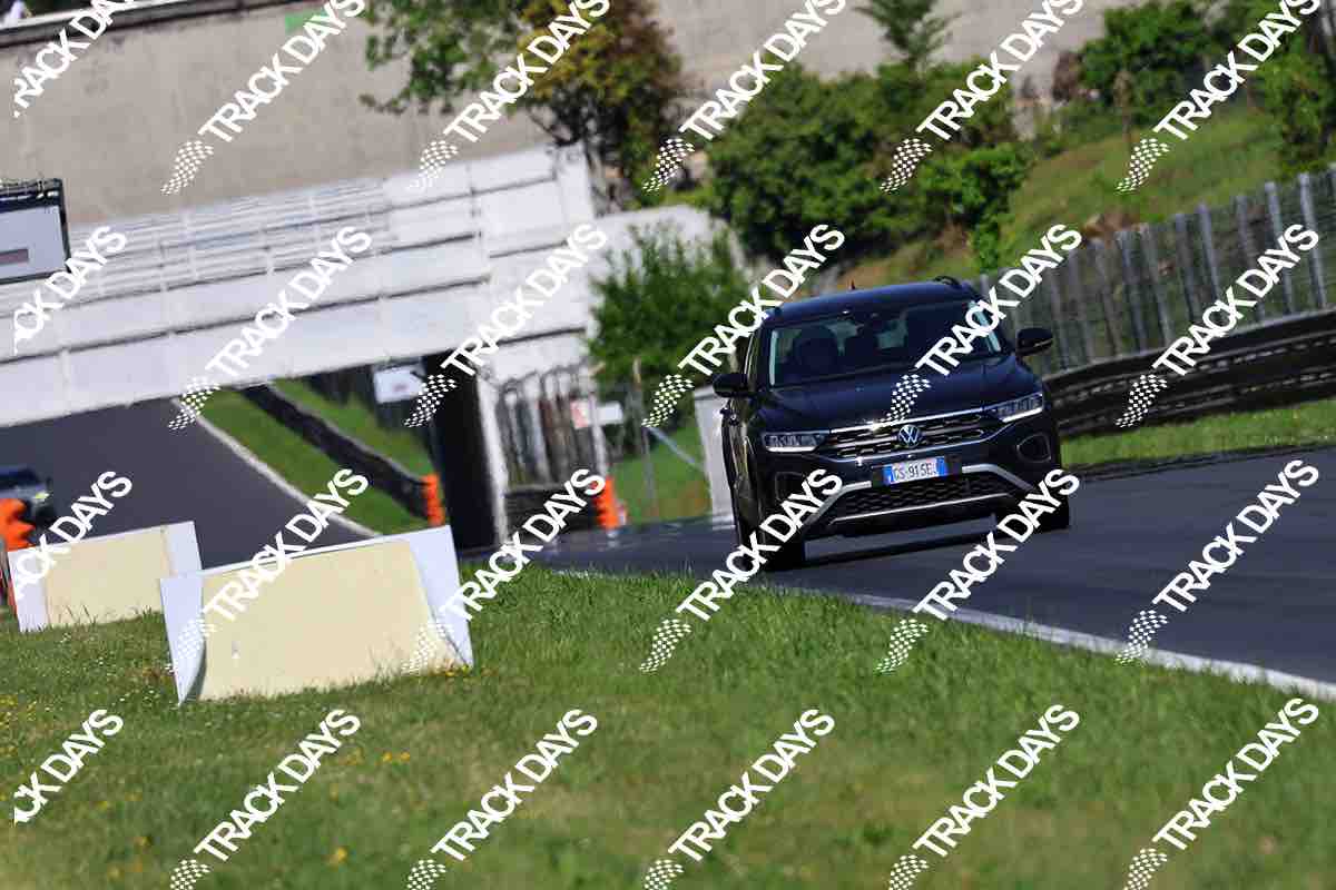 TD 250426 T08 - 125
