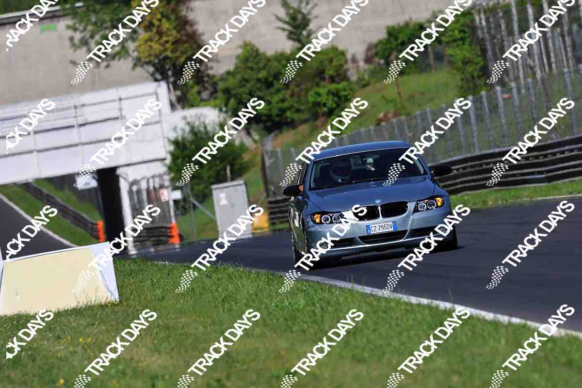 TD 250426 T09 - 123
