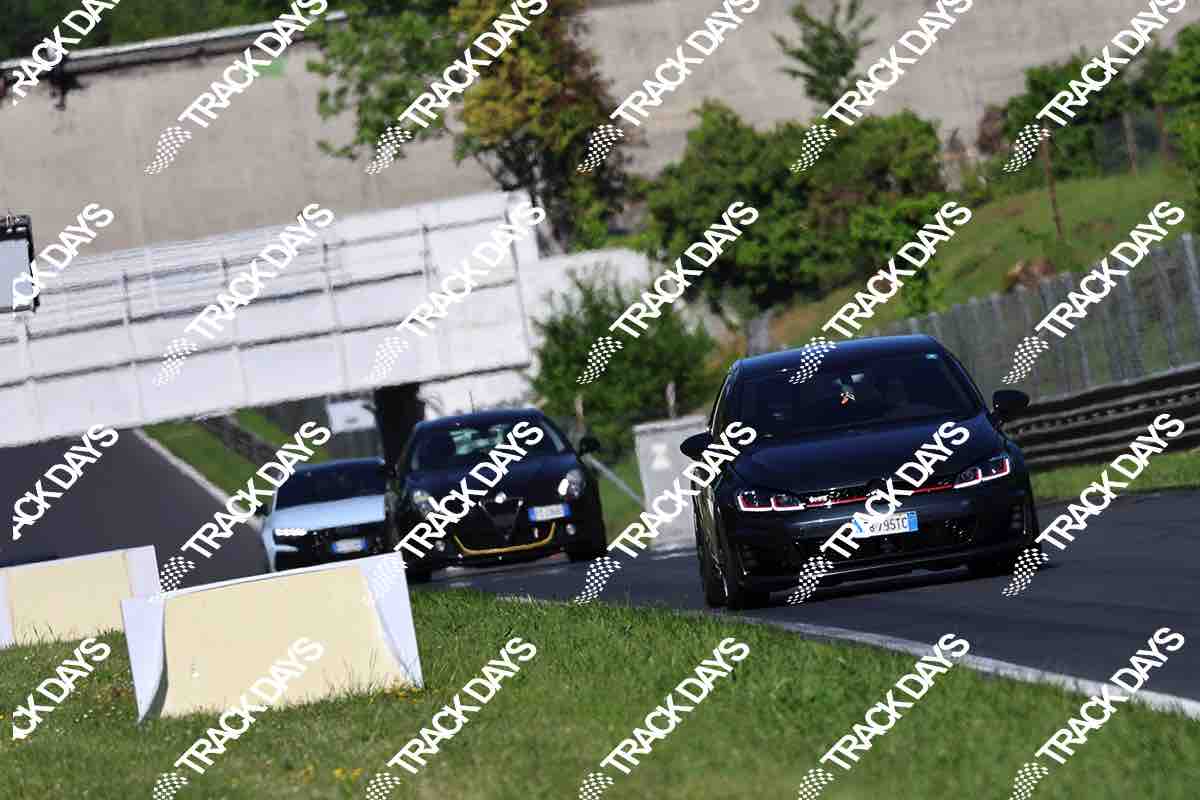 TD 250426 T09 - 132