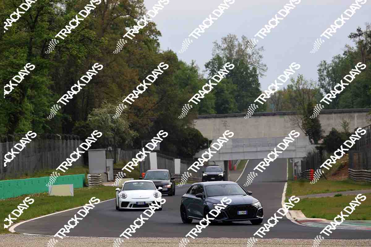 TD 120426 T01 - 008