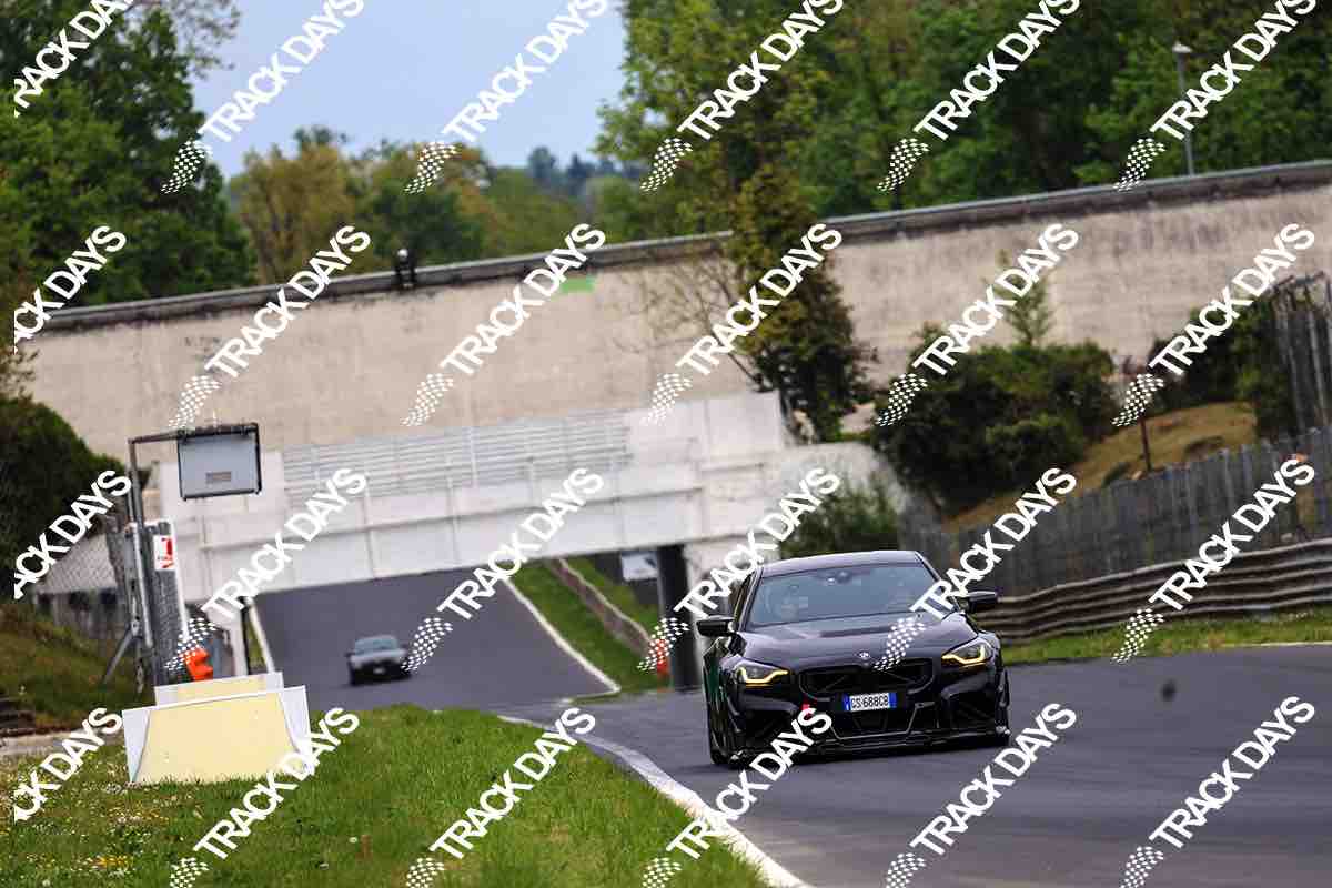 TD 120426 T08 - 017