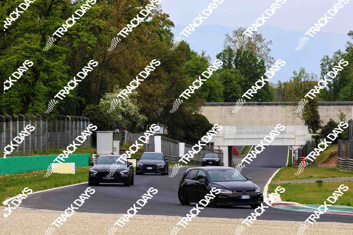 TD 120426 T08 - 003