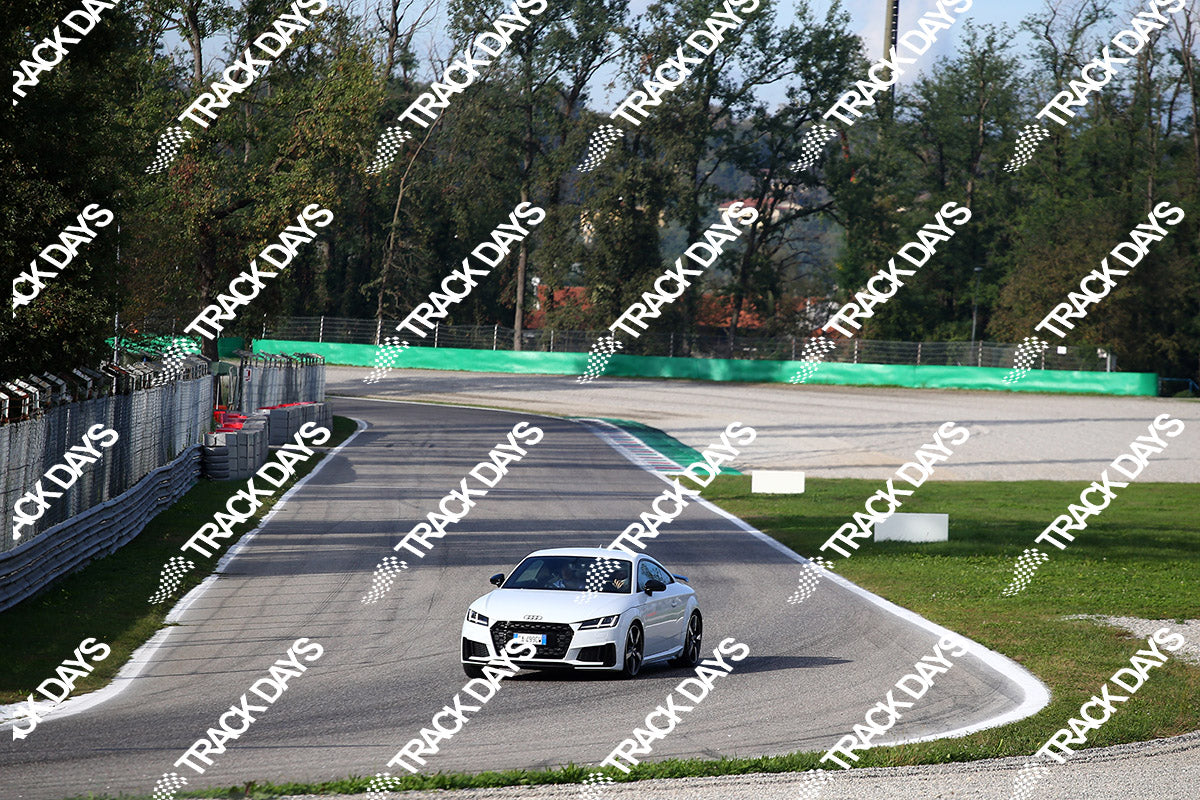 TD 281023 T09 - 152