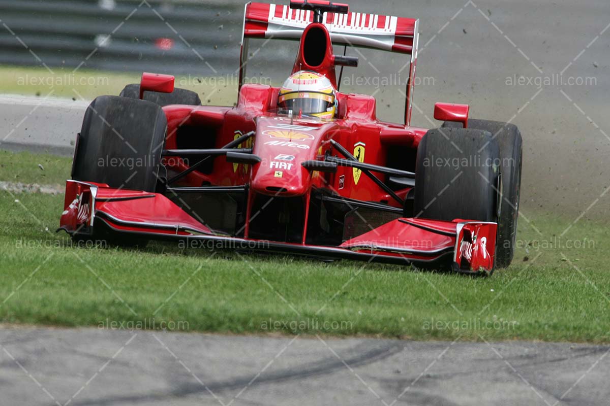 F1 2009 Luca Badoer - Ferrari - 20090015