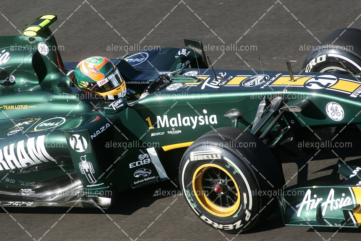 F1 2011 Karun Chandhok - Caterham - 20110017
