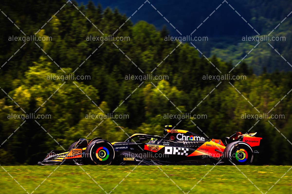 F1 2024 - Lando Norris - McLaren - 240133