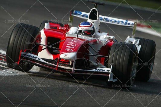 F1 2004 Olivier Panis - Toyota TF104 - 20040079
