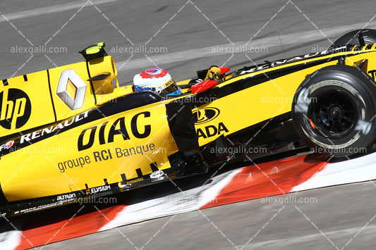 F1 2010 Vitalj Petrov - Renault - 20100064