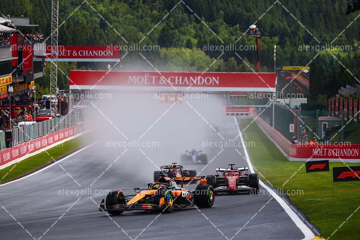 F1 2025 Oscar Piastri - McLaren - 202513015