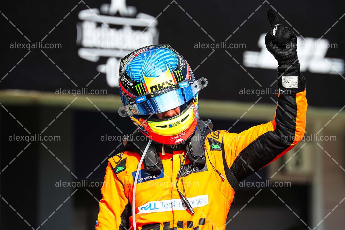 F1 2024 - Oscar Piastri - McLaren - 240173