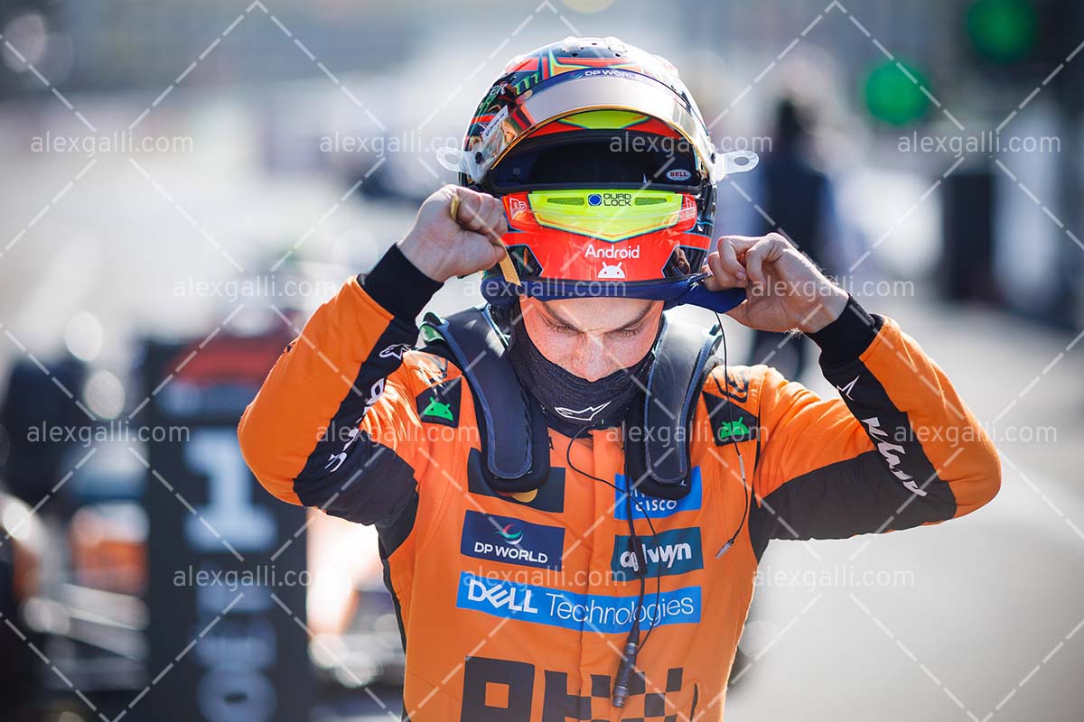 F1 2025 Oscar Piastri - McLaren - 202501527