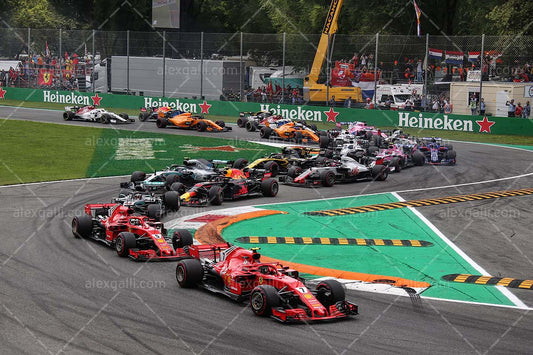 2018 Kimi Raikkonen - Ferrari - 20180099