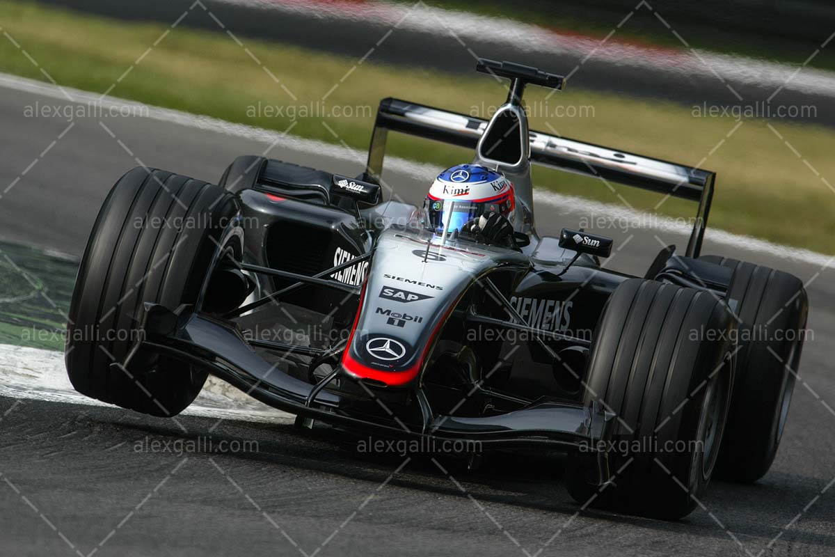 F1 2004 Kimi Raikkonen - McLaren Mp4/19 - 20040098