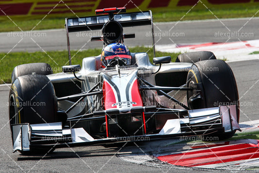 F1 2011 Daniel Ricciardo - HRT - 20110051