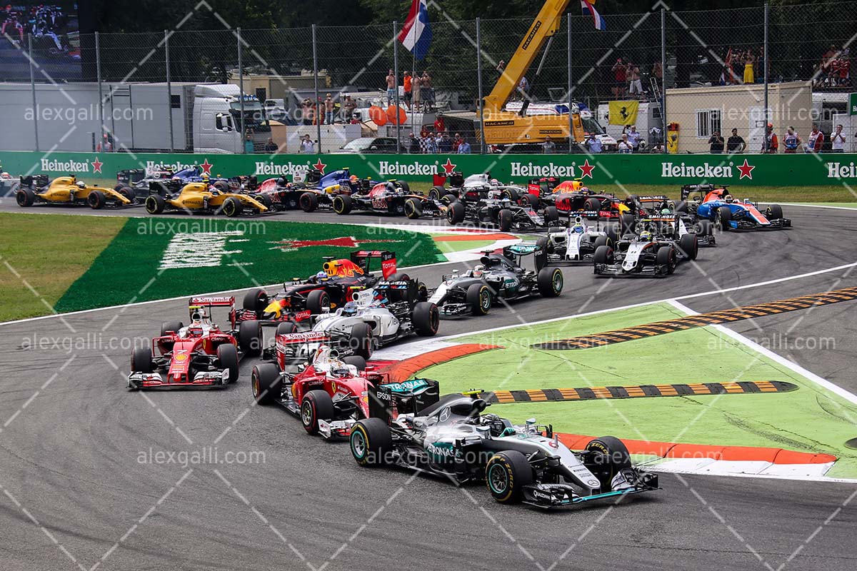 F1 2016 Nico Rosberg - Mercedes - 20160102