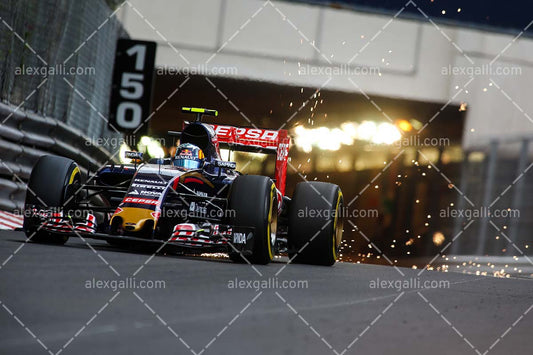 F1 2015 Carlos Sainz - Toro Rosso - 20150154