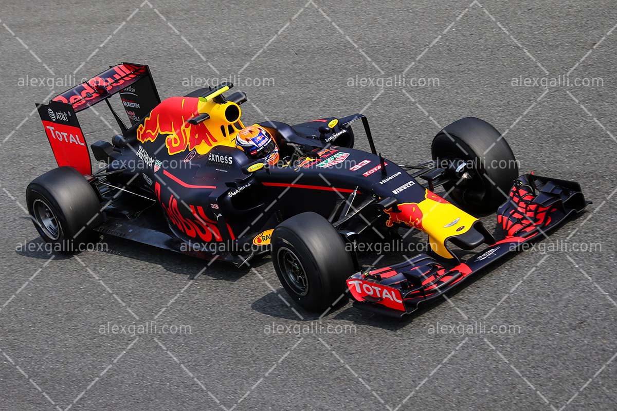 F1 2016 Max Verstappen - Red Bull - 20160117