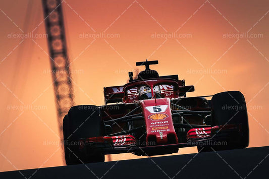2018 Sebastian Vettel - Ferrari - 20180144