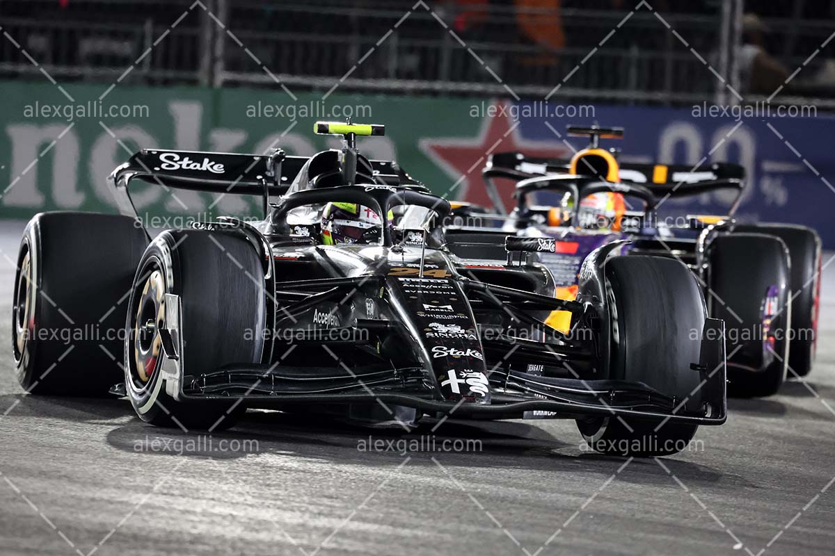 F1 2023 - 21 Las Vegas GP - Zhou Guanyu - Alfa Romeo - 2321022