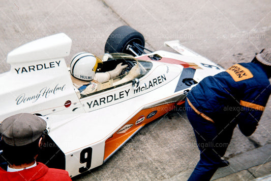 F1 1972 Denny Hulme - McLaren - 19720009