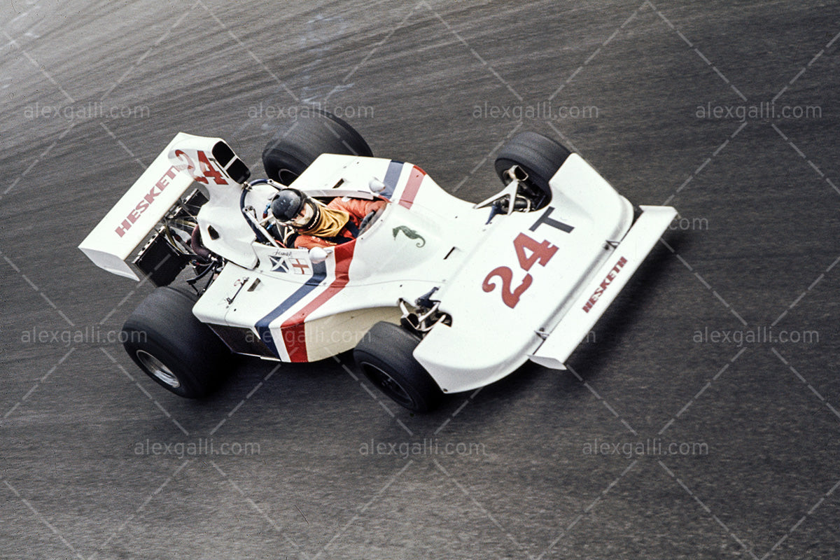 F1 1975 James Hunt - Hesketh P308 - 19750033 – alexgalli.com - F1