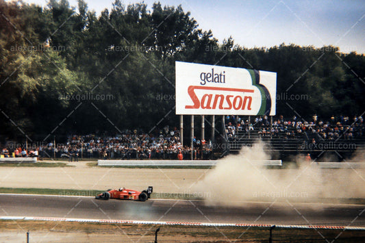 F1 1988 Gerhard Berger - Ferrari 8788C - 19880071