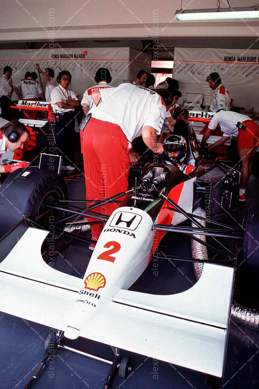 F1 1992 Gerhard Berger - McLaren MP4/7 - 19920017