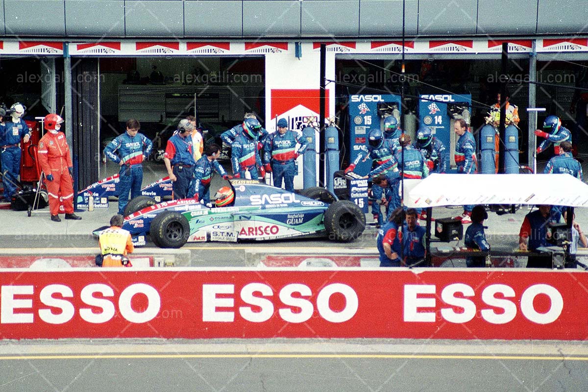 F1 1994 Eddie Irvine - Jordan 194 - 19940034