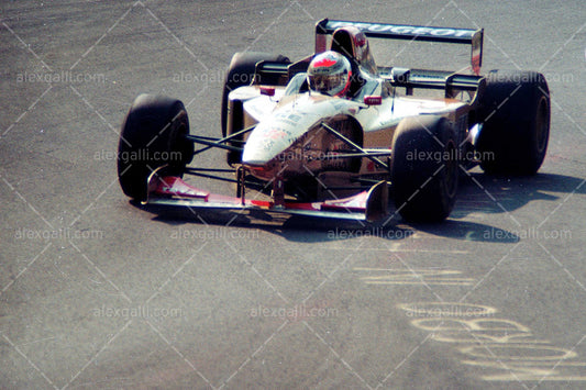 F1 1996 Martin Brundle - Jordan 196 - 19960015