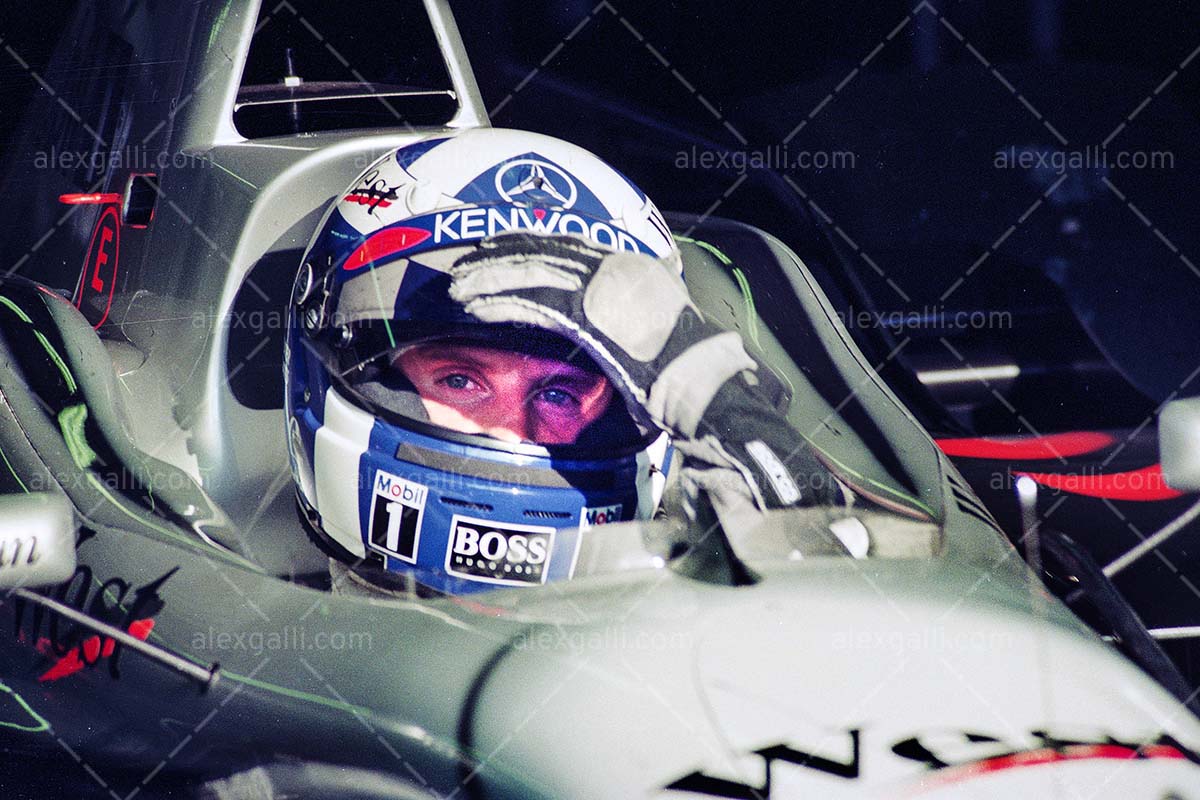 F1 1997 David Coulthard - McLaren MP4/12 - 19970021