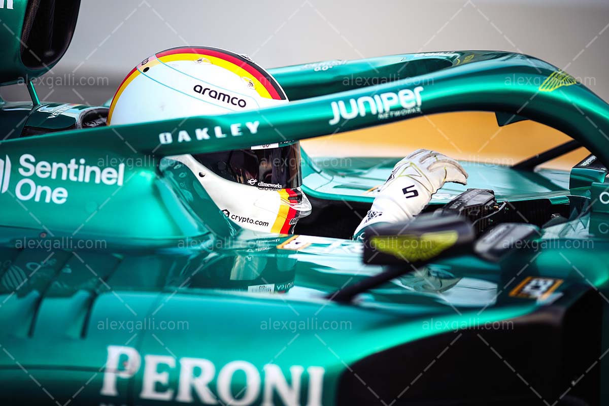 F1 2022 Sebastian Vettel - Aston Martin AMR22 - 20220102 