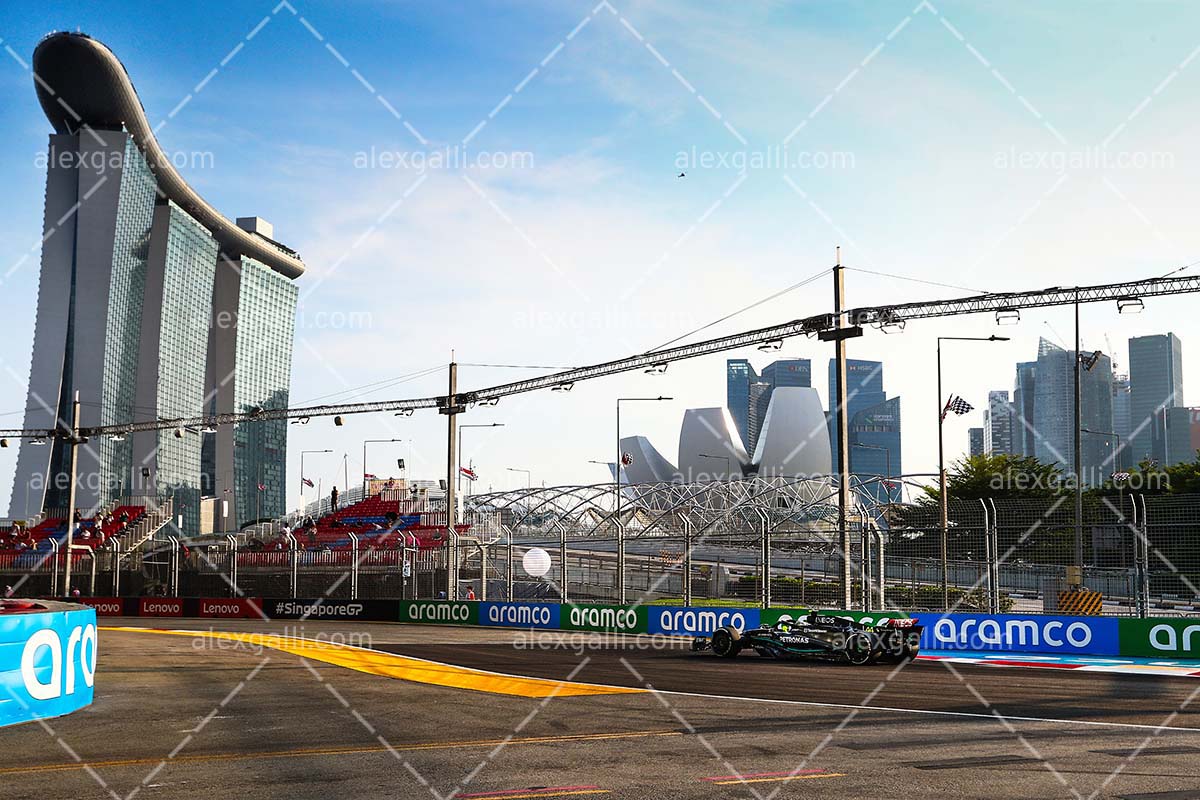 2023 - 15 Singapore GP - Lewis Hamilton - Mercedes - 2315016 - alexgalli.com - F1 & Motorsport Stock Photos and More