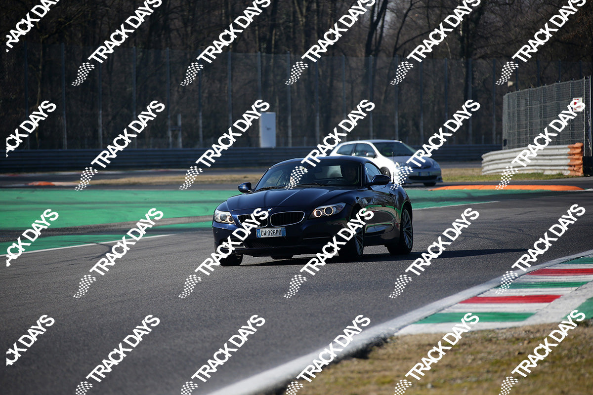 TD 120223 T04 - 077
