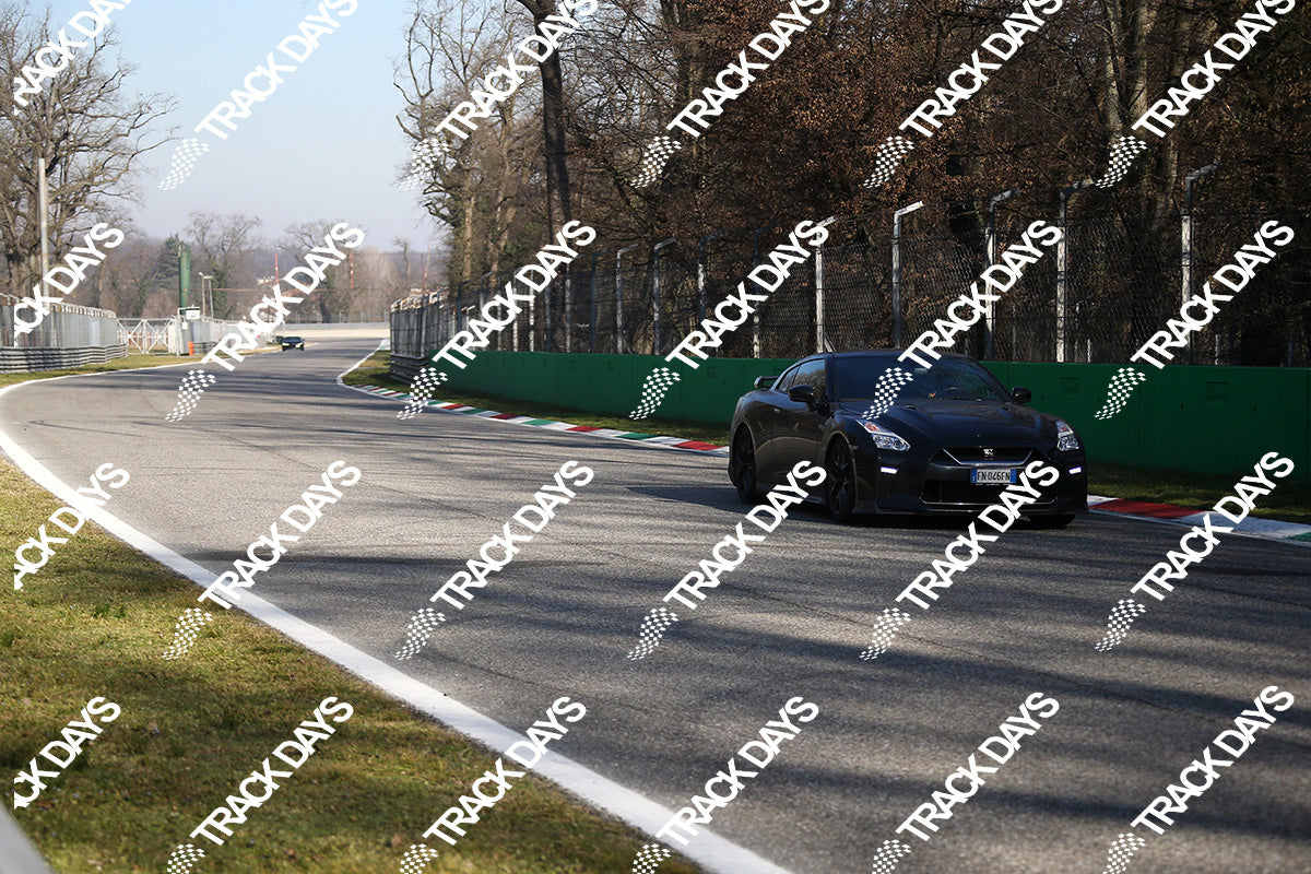 TD 120223 T07 - 215