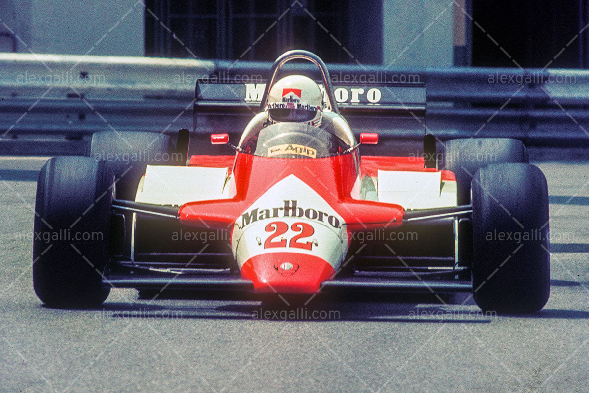 F1 1982 Andrea De Cesaris - Alfa Romeo 182 - 19820023