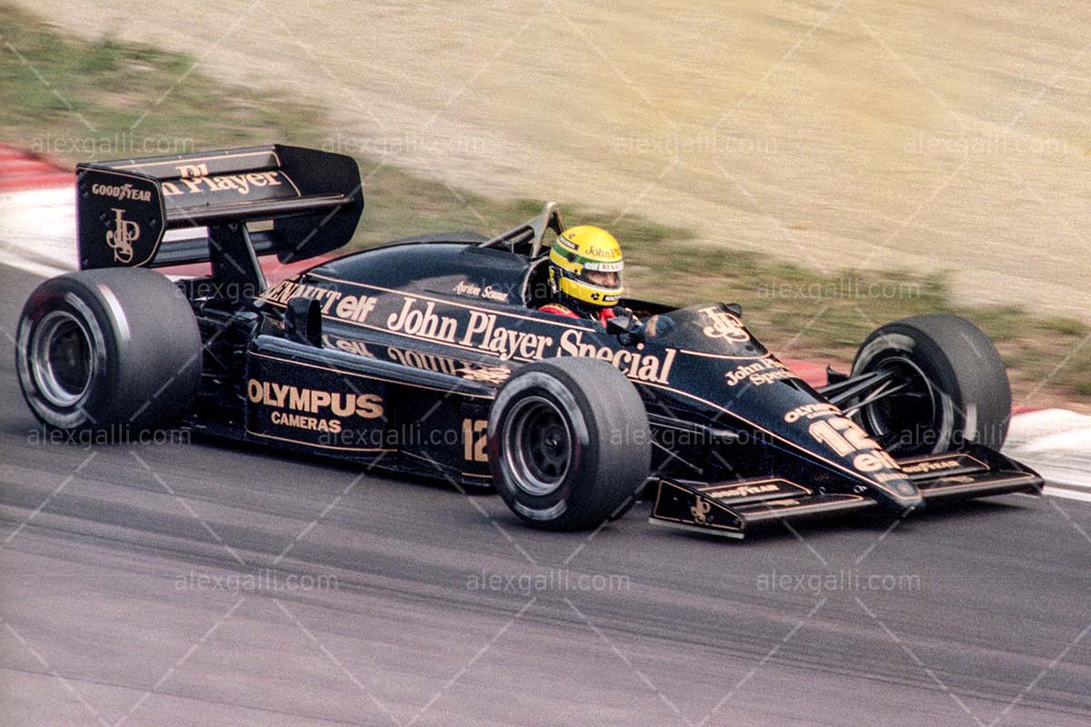 PHOTO 20 PAR 30 cm Ayrton SENNA lotus renault GP europe 1985 F1 EUR 5,00 - FR PHOTO 20 PAR 30 cm Ayrton SENNA lotus renault GP europe 1985 F1 EUR 5,00 - FR