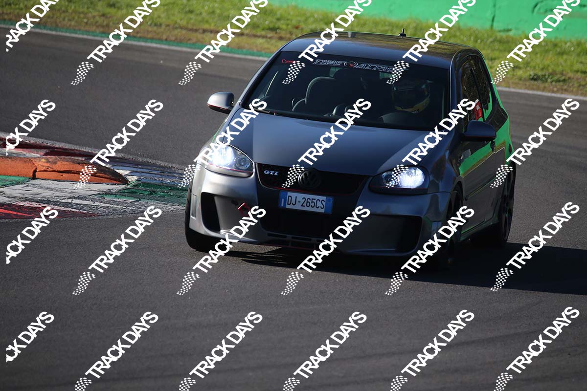 TD 201122 T04 - 213