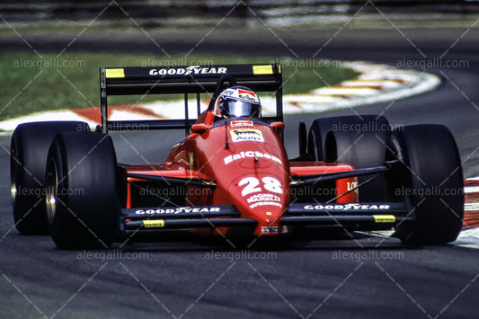 F1 1988 Gerhard Berger - Ferrari 8788C - 19880018