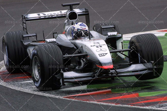 F1 2002 David Coulthard - McLaren MP4-17 - 20020015