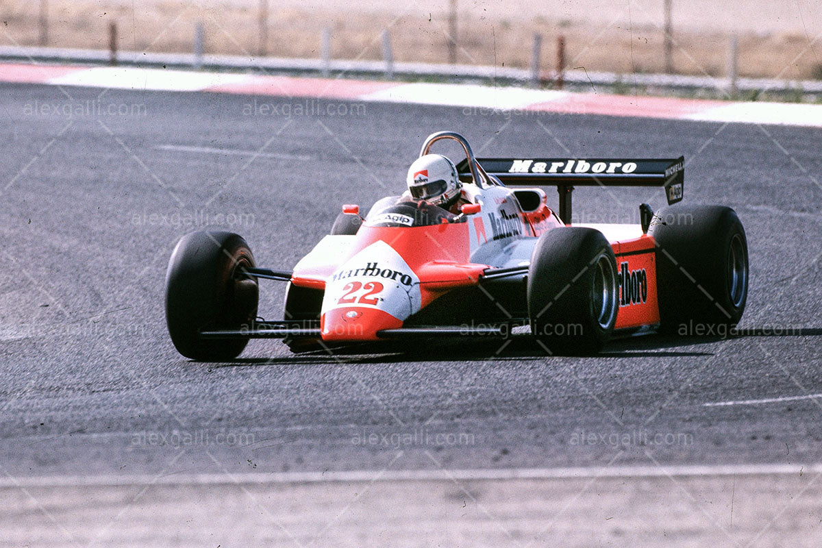 F1 1982 Andrea De Cesaris - Alfa Romeo 182 - 19820025