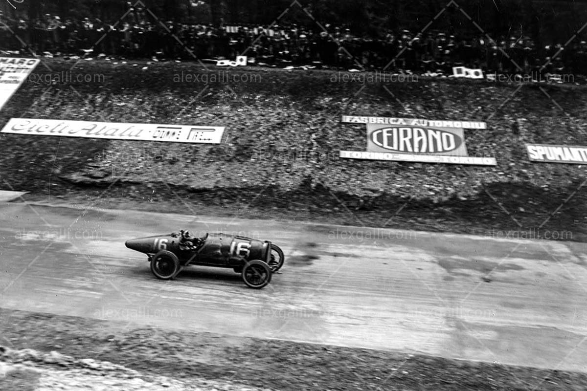 BUGATTI 35 GRAND Prix EUR 75,00 - FR BUGATTI 35 GRAND Prix EUR 75,00 - FR