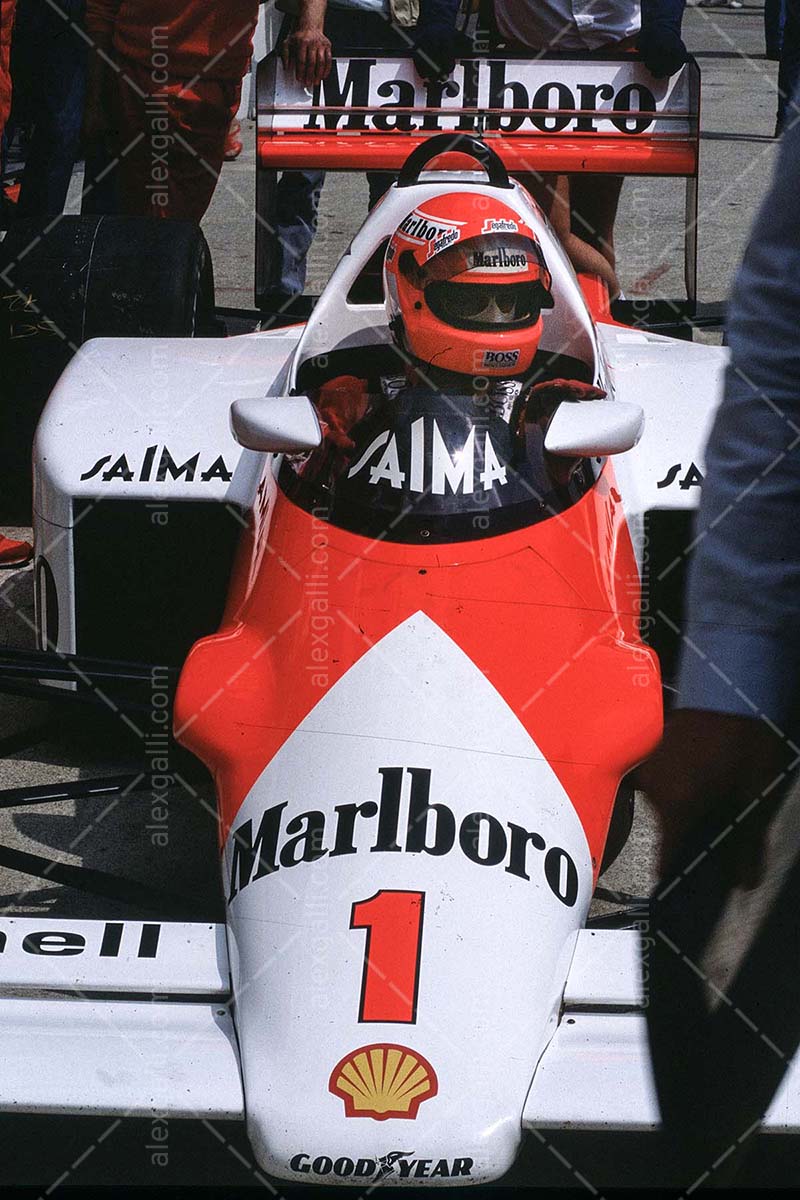 F1 1985 Niki Lauda - McLaren MP4/2B - 19850077