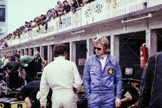 F1 1974 Ronnie Peterson - Lotus 76 - 19740017