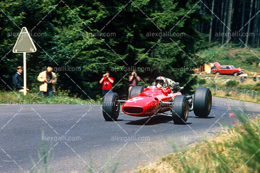 F1 1967 Chris Amon - Ferrari - 19670016